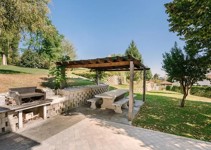 Rosalia Villa